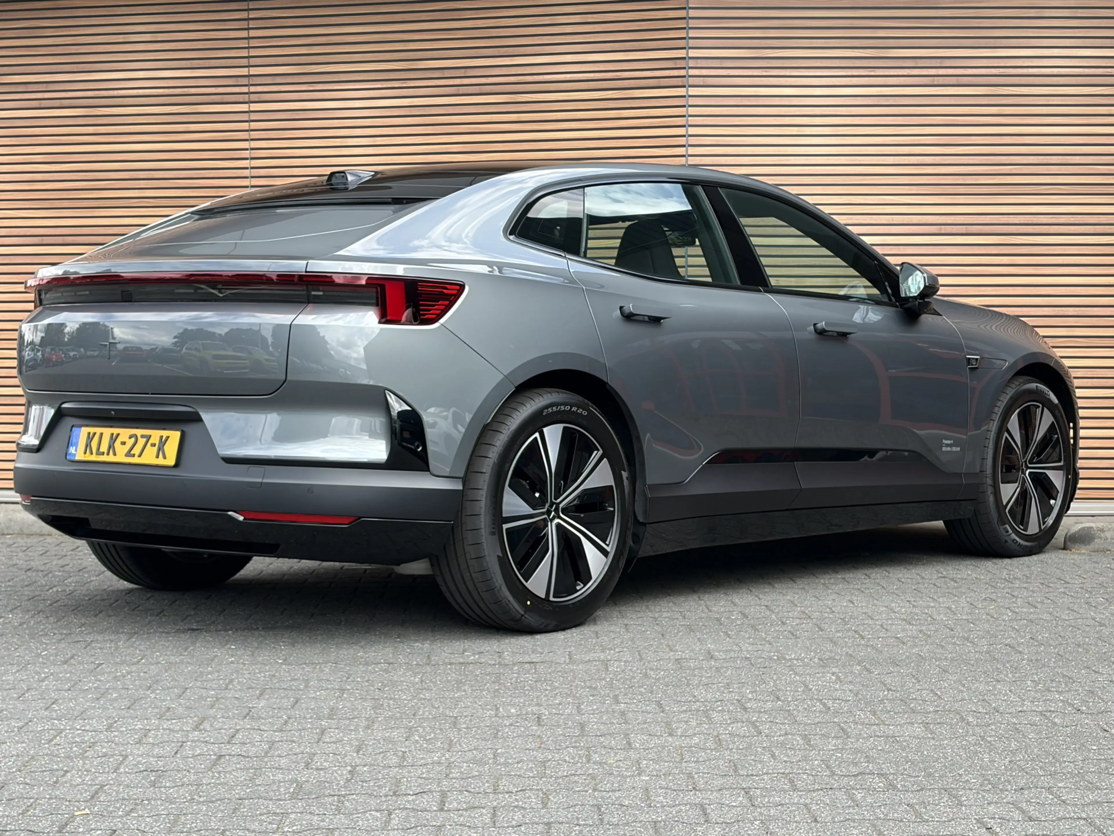 Polestar 4 Long Range Single motor 100 kWh Cruise control ada — photo 3