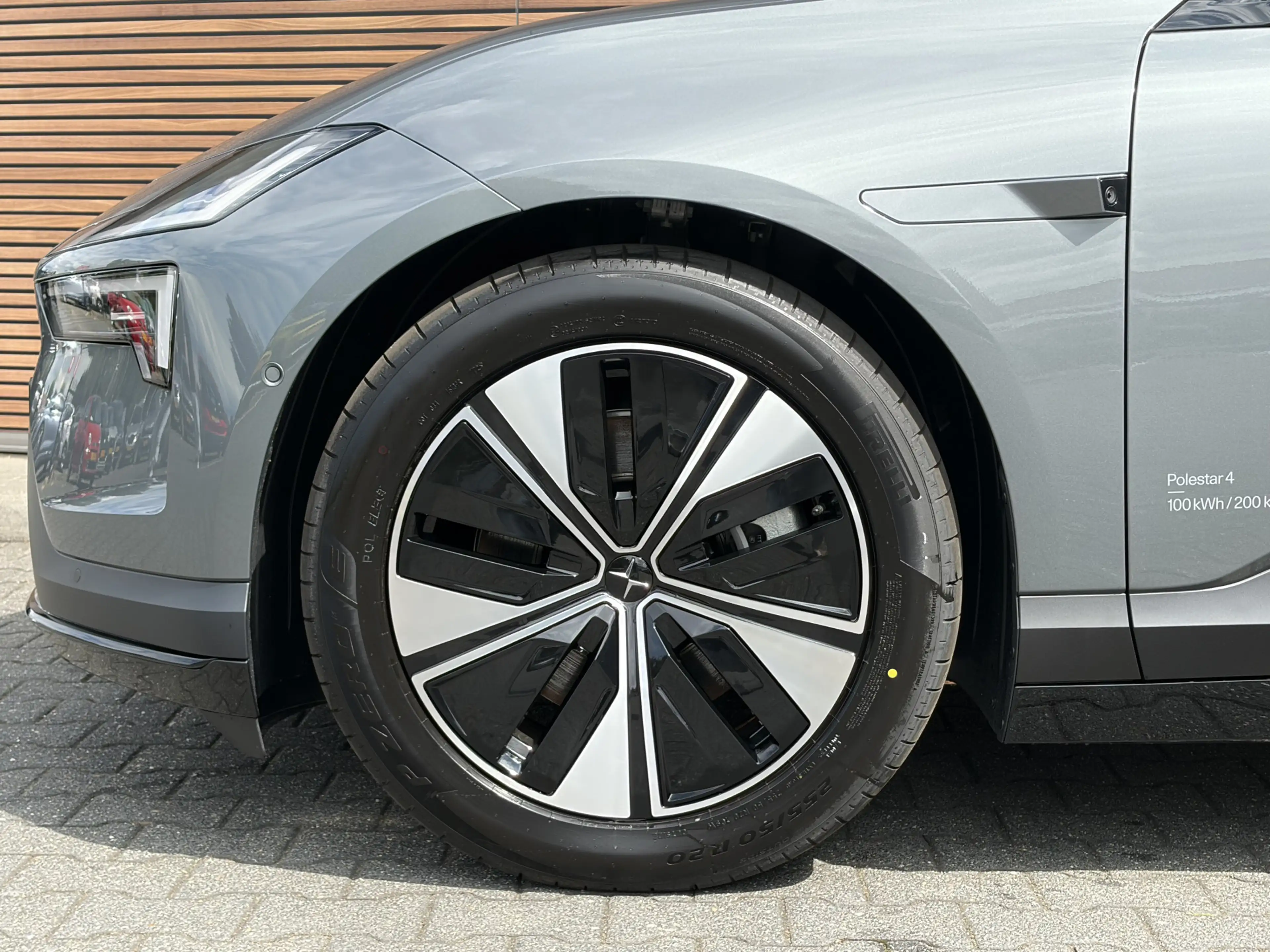 Polestar 4 Long Range Single motor 100 kWh Cruise control ada — photo 13