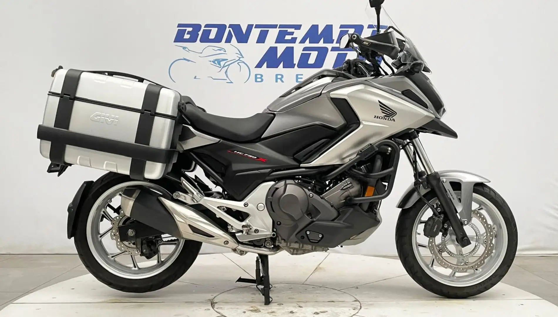Honda NC750 X 2018 DTC + VALIGIE LATERALI Grigio - 1