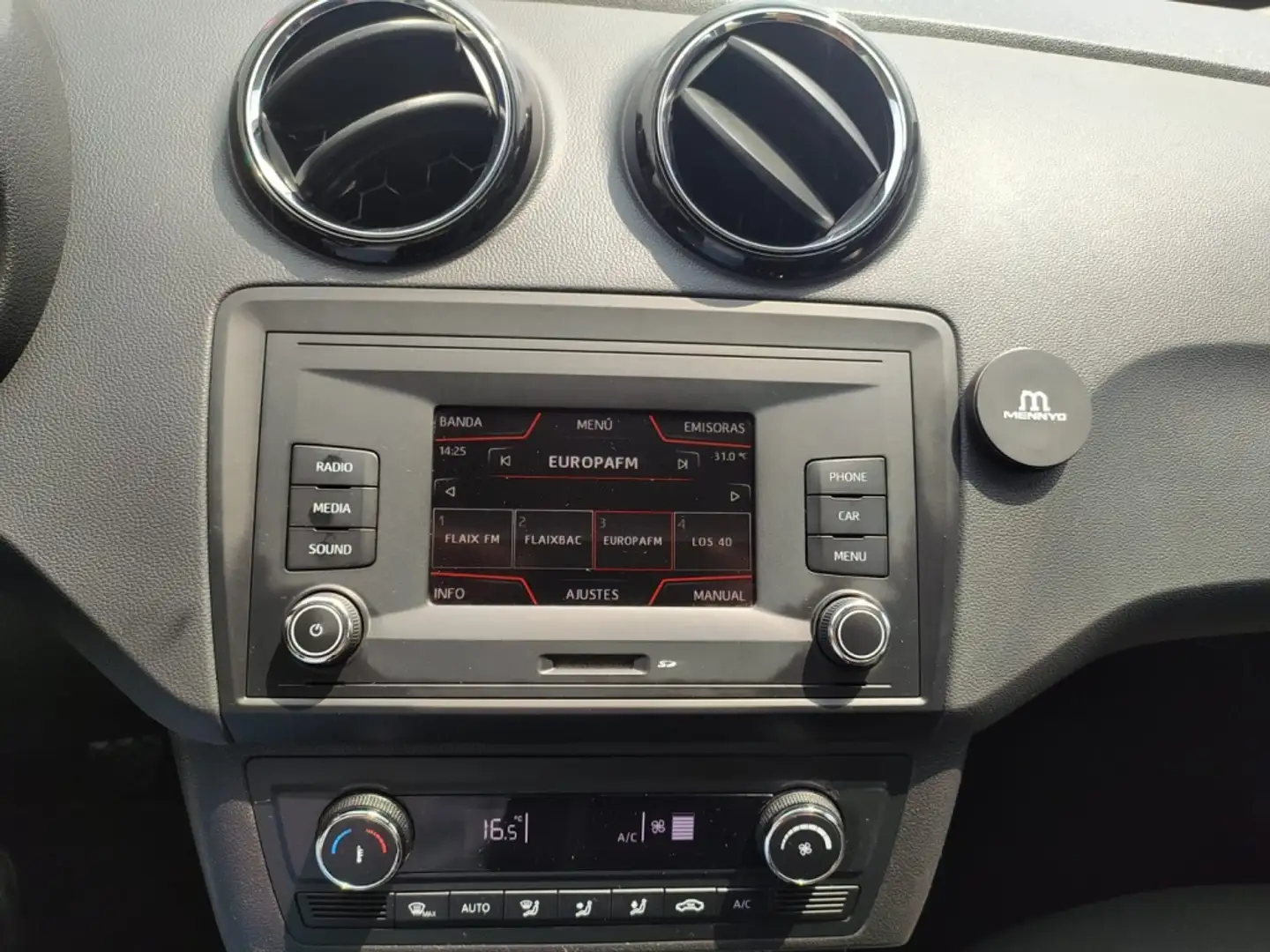 SEAT Ibiza 1.4TDI 105CV STYLE 5P Gris - 2