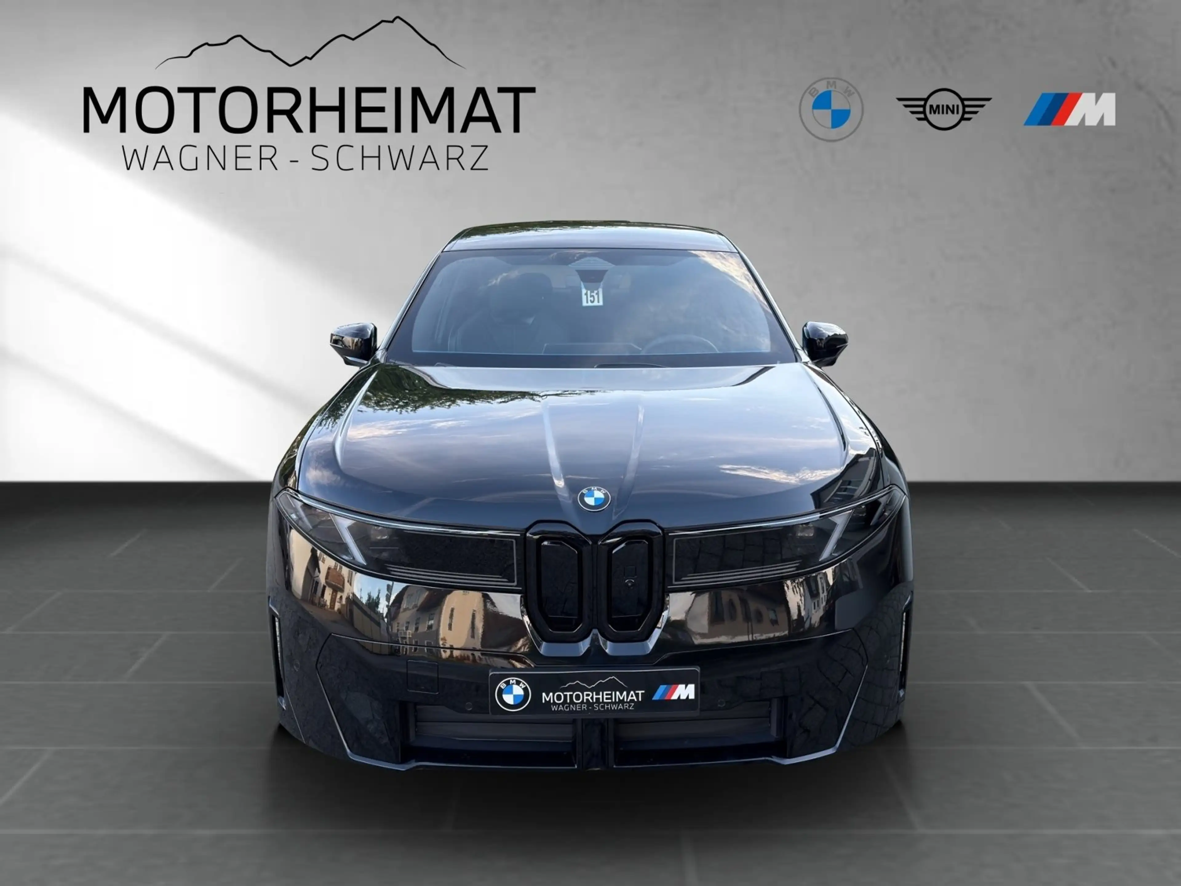 BMW iX3 40 M Sport Pro HUD AutobahnAss AHK Pano — photo 3