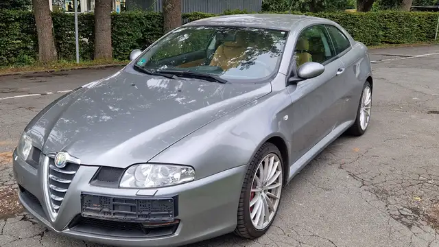 Alfa Romeo GT