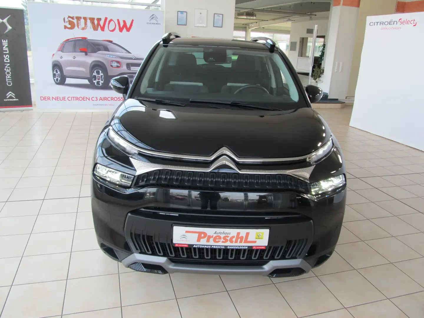 Citroen C3 Aircross Plus 1.2 PT110, Klimaautomatik,Navi.,Einparkhilfe Schwarz - 2