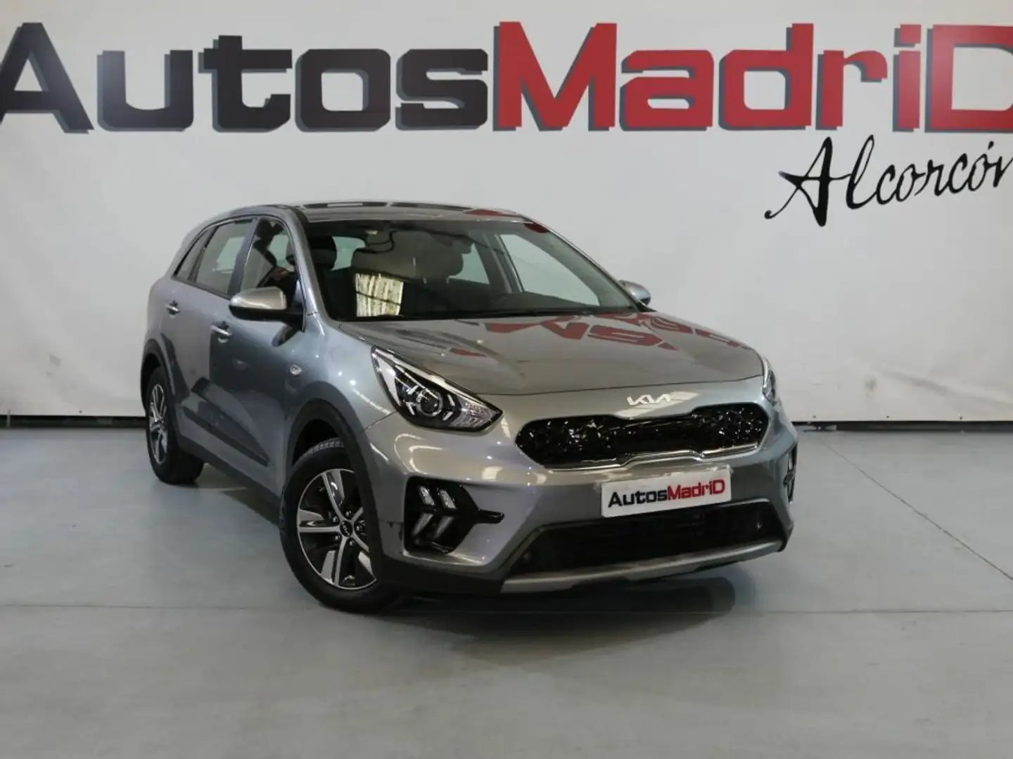 Kia Niro 1.6 GDi HEV 104kW (141CV) Concept - 1