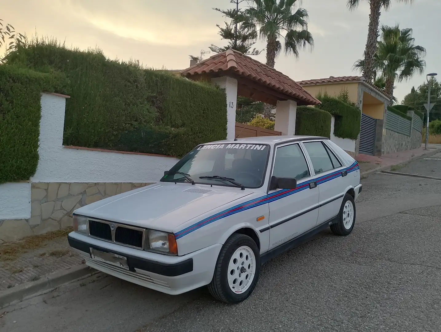 Lancia Delta 1300 - 1