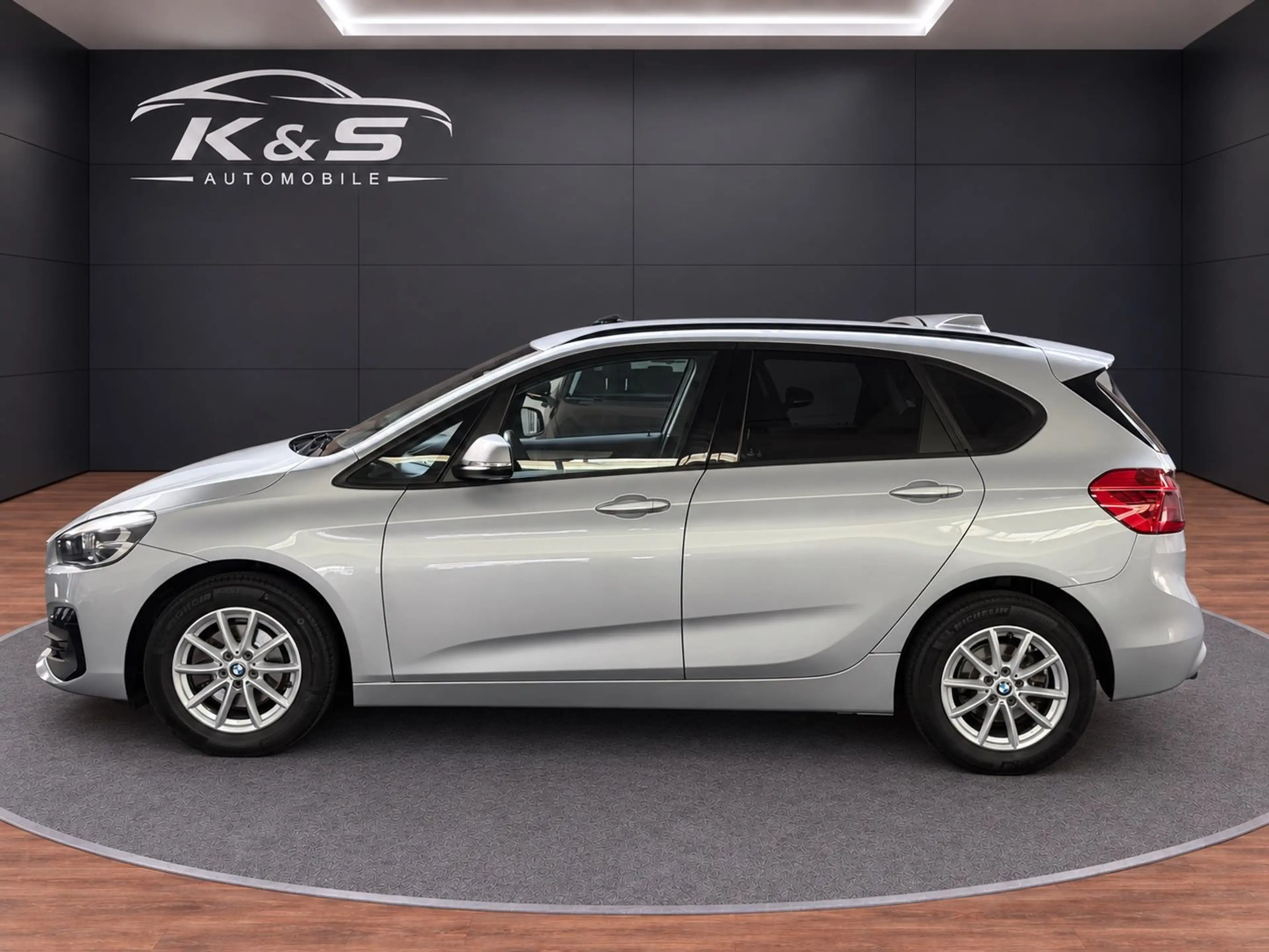BMW 216 *AUTOMATIK*NAVI*SITZHEIZUNG* — photo 4