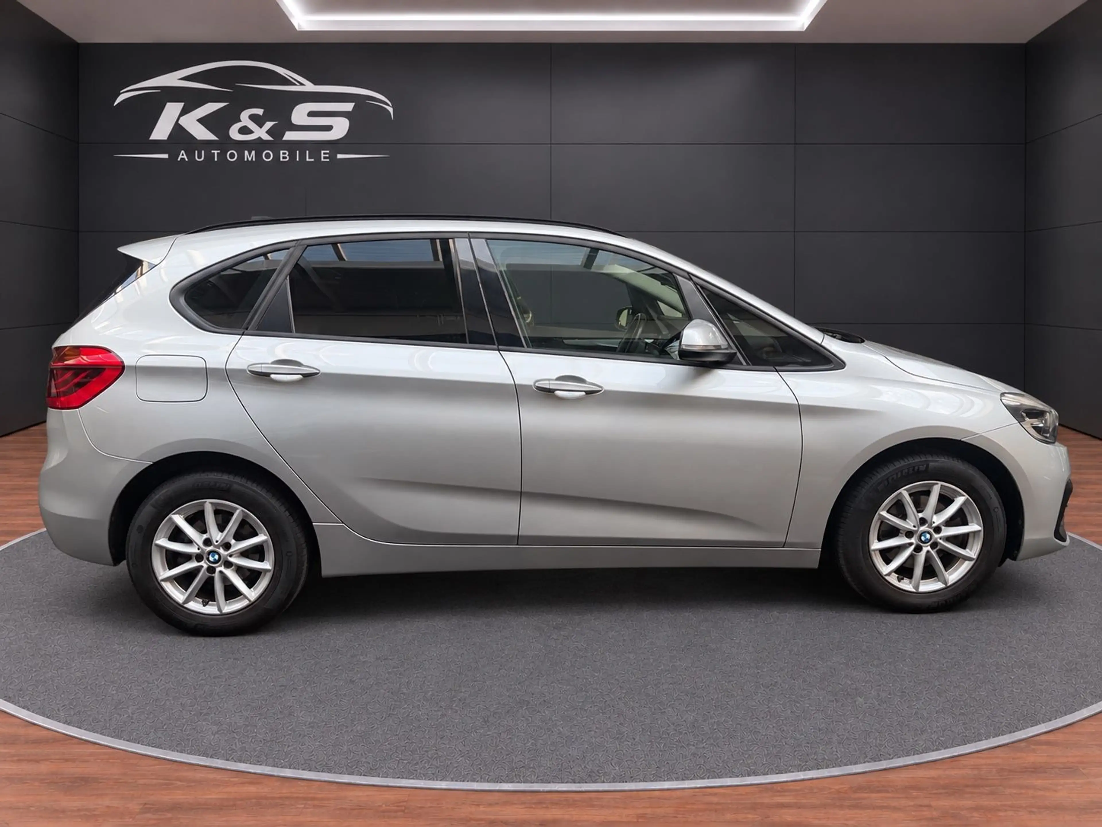 BMW 216 *AUTOMATIK*NAVI*SITZHEIZUNG* — photo 9