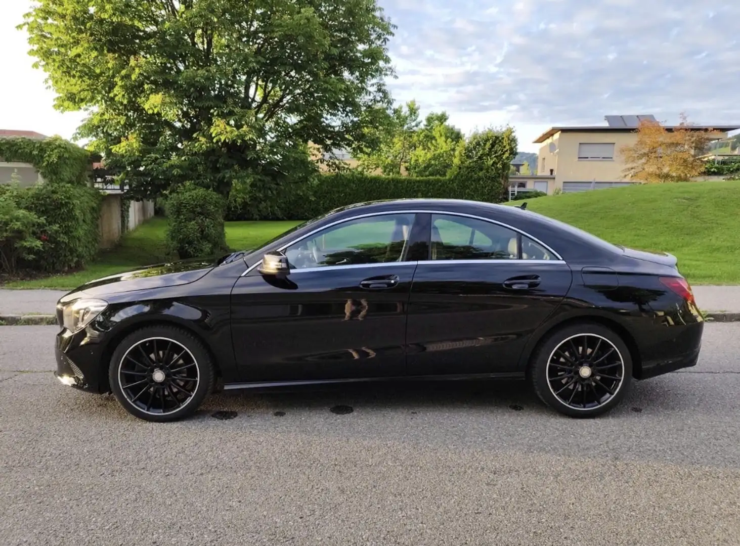 Mercedes-Benz CLA 220 CLA 220 4MATIC Aut. - 1