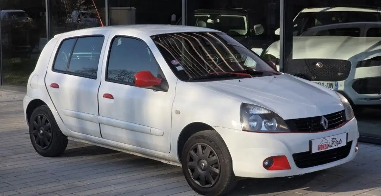 Renault Clio II CAMPUS 1.2 16V 75CH AUTHENTIQUE ECOÂ²