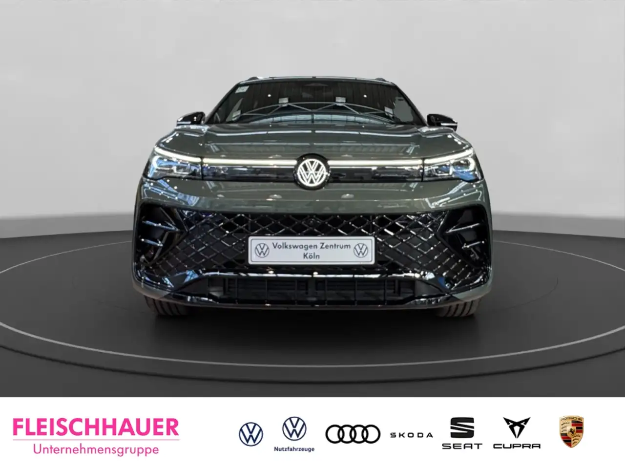 Volkswagen Tiguan R-Line 2.0 TSI 4MOTION PANO AHK 360°KAMERA NAVI 2