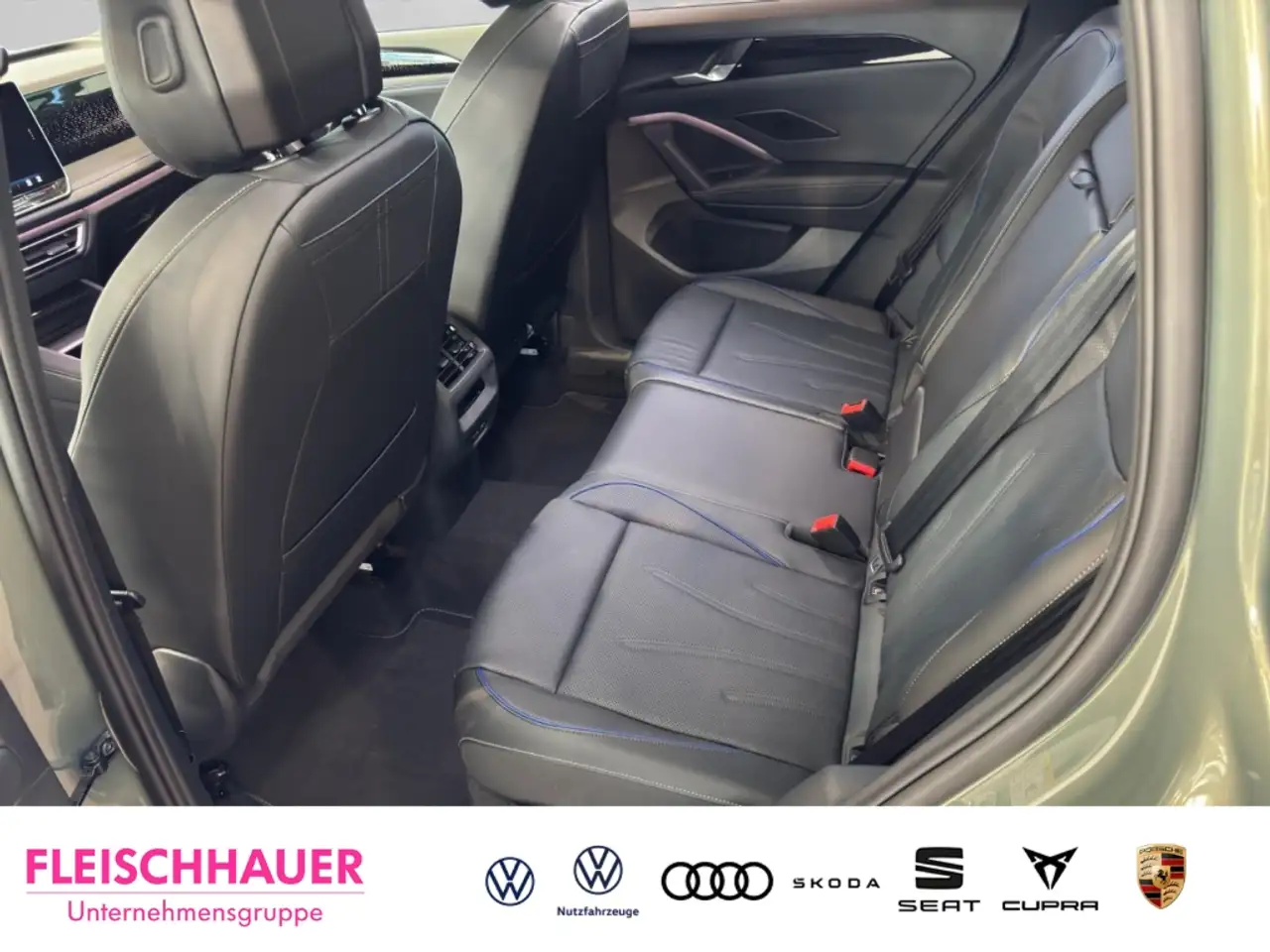 Volkswagen Tiguan R-Line 2.0 TSI 4MOTION PANO AHK 360°KAMERA NAVI 9