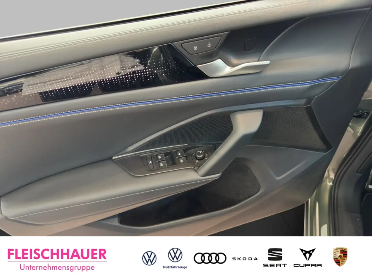 Volkswagen Tiguan R-Line 2.0 TSI 4MOTION PANO AHK 360°KAMERA NAVI 7