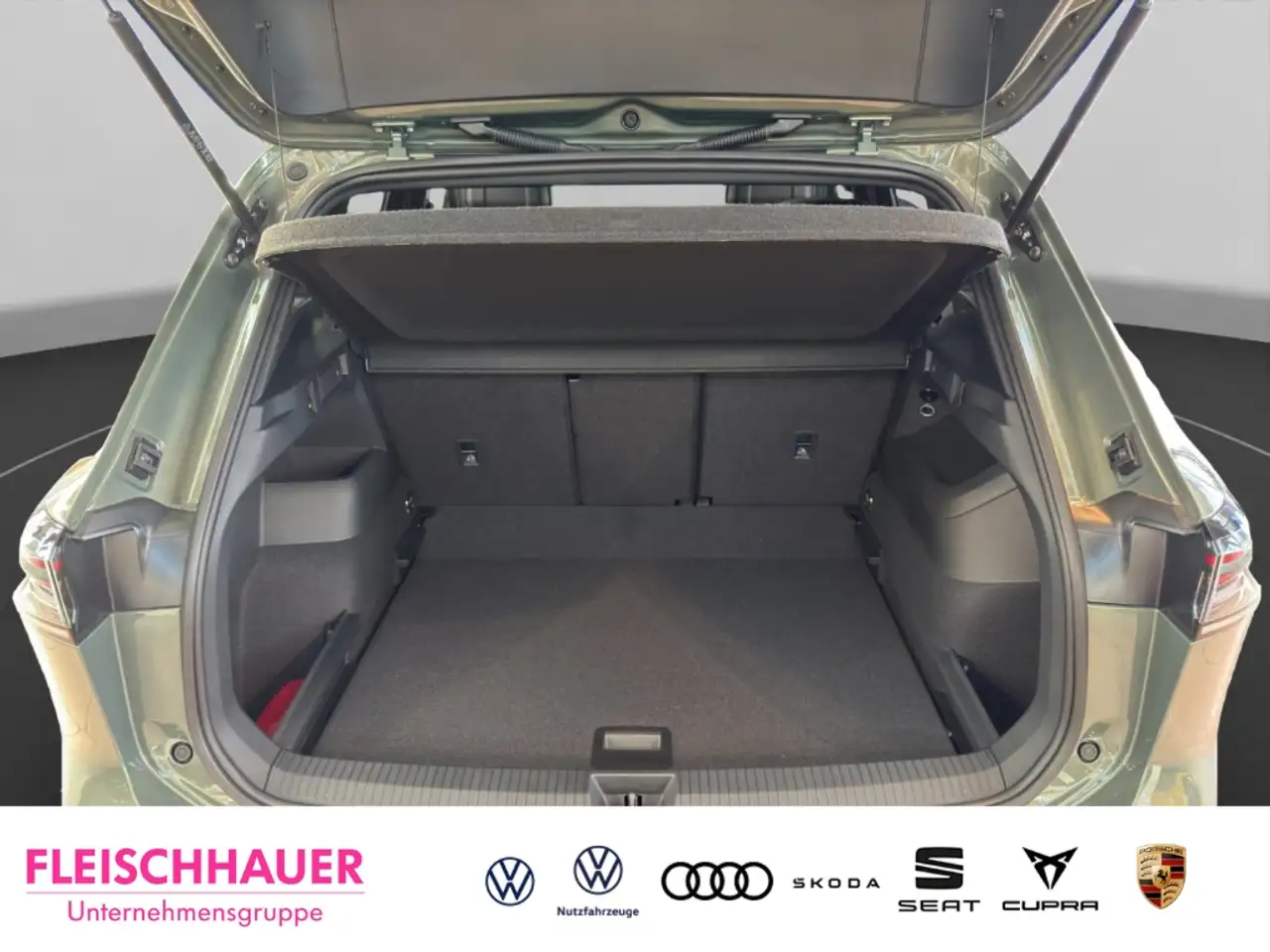 Volkswagen Tiguan R-Line 2.0 TSI 4MOTION PANO AHK 360°KAMERA NAVI 17
