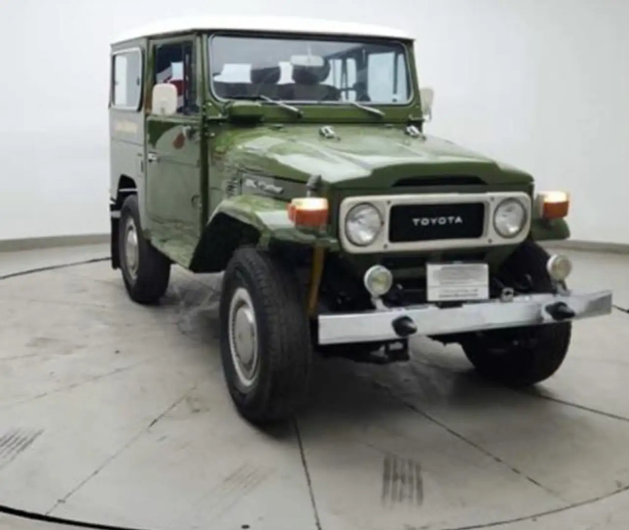 Toyota FJ Cruiser FJ 40 Grün - 2