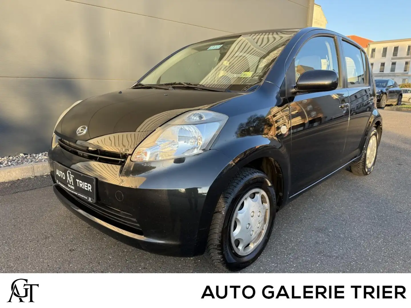 Daihatsu Sirion 1.3 KLIMA SERVO ZV GEPFLEGT MFL TOP - 1