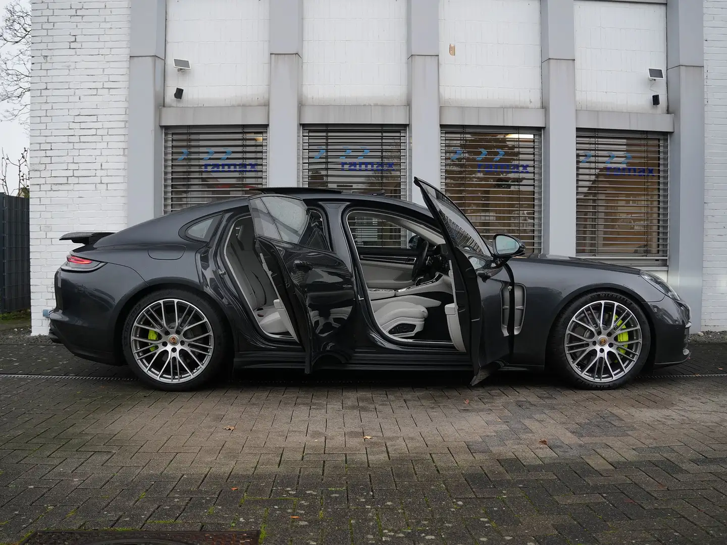 Porsche Panamera Panamera 4 E-Hybrid Platinum Edition LEDER KREIDE Grau - 1