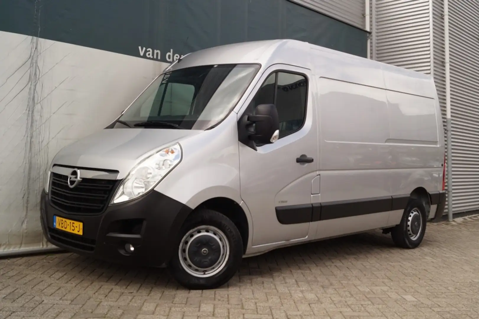 Opel Movano 2.3 CDTI 130pk L2-H3 -AIRCO-PDC-TREKHAAK- Grijs - 2