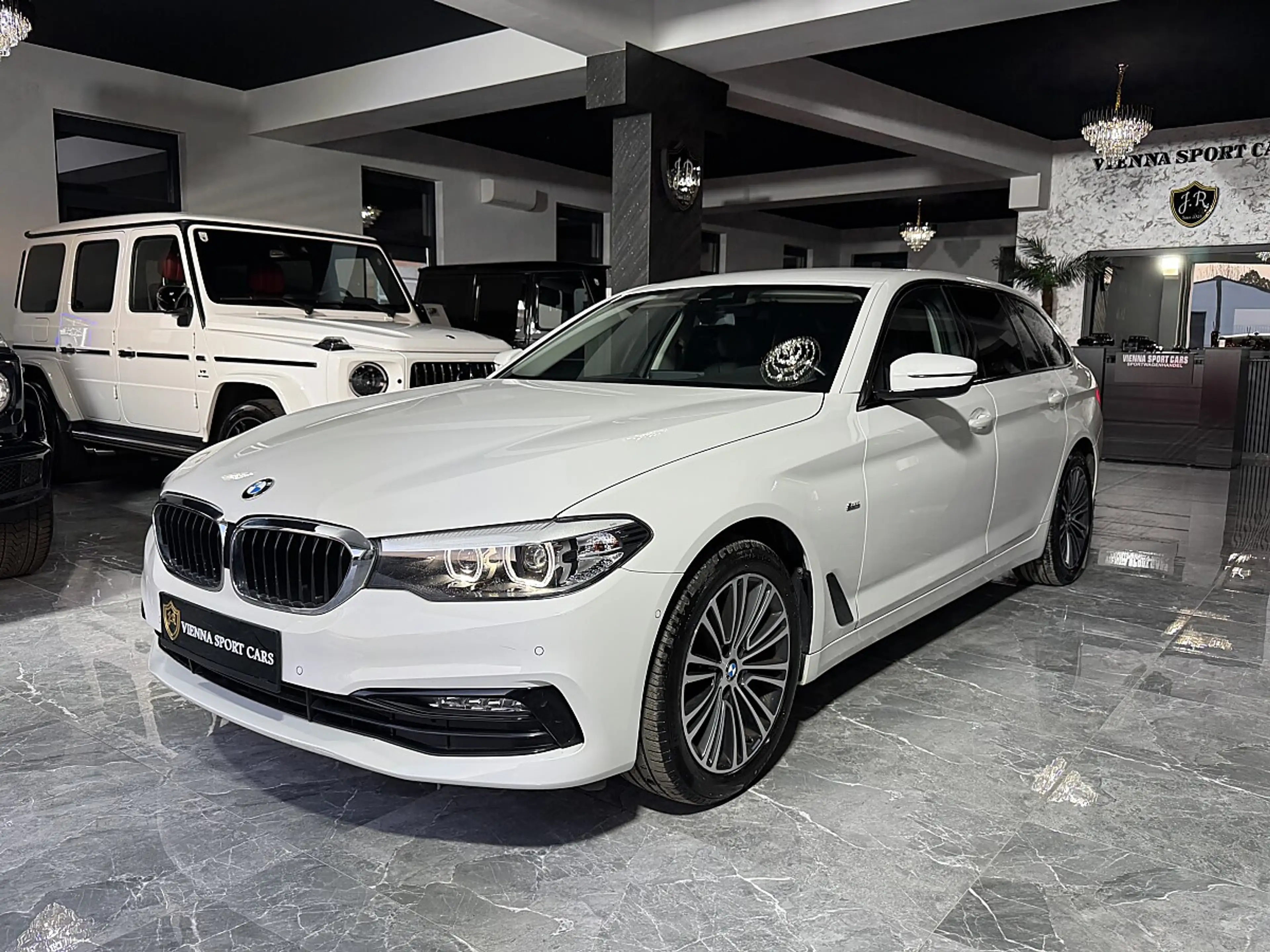 BMW 520 d G31 Aut.*Sport-Line*Wenig-KM*1.Besitz* — photo 2