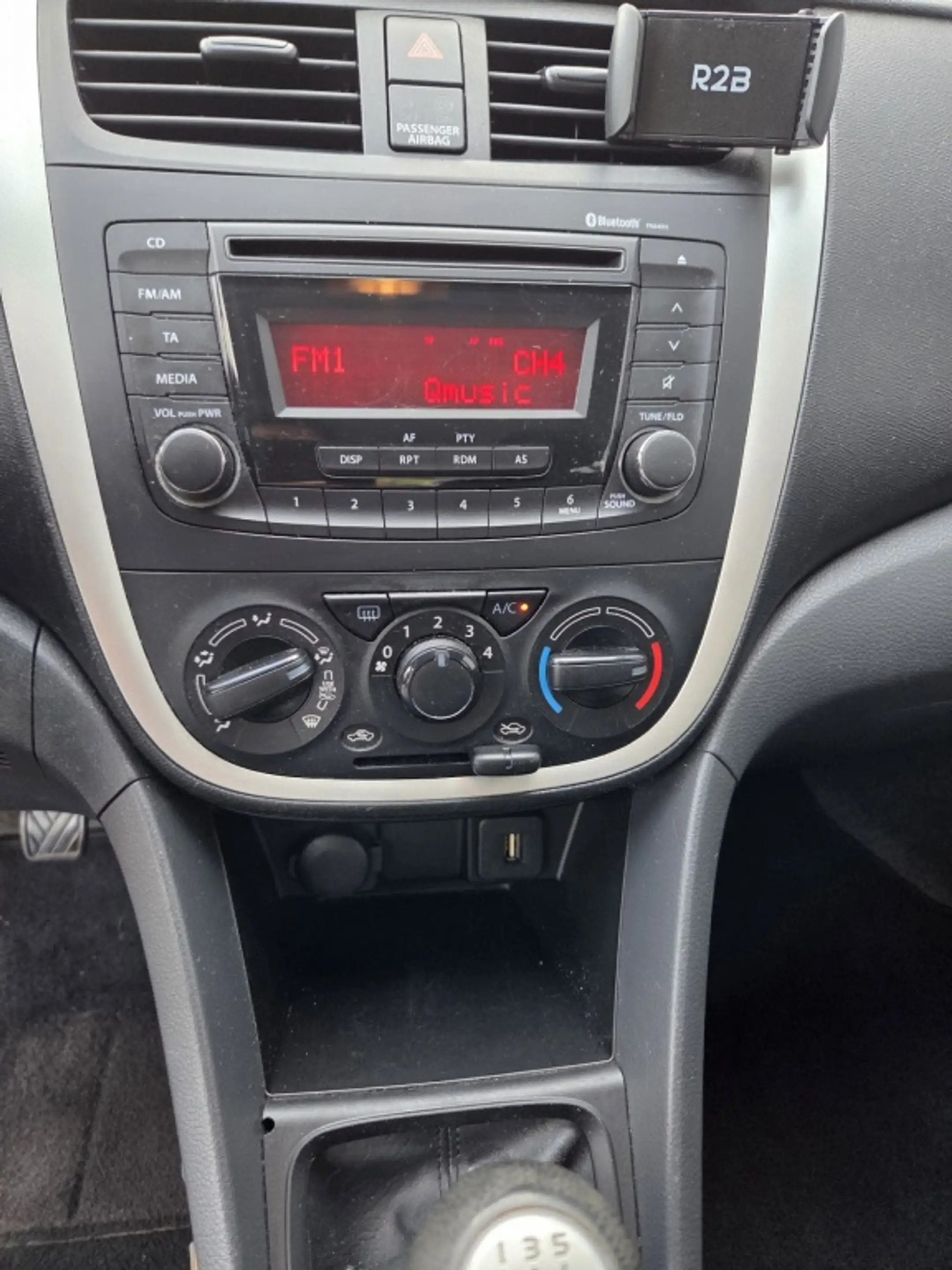 Suzuki Celerio 1.0 Comfort — photo 9