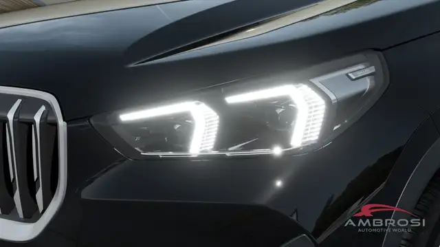 BMW X1 view 6