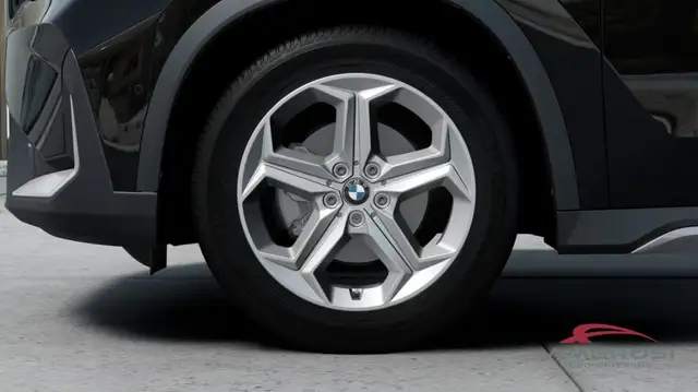 BMW X1 view 8