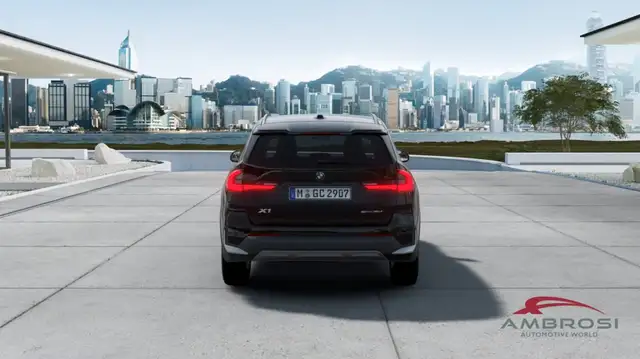BMW X1 view 5