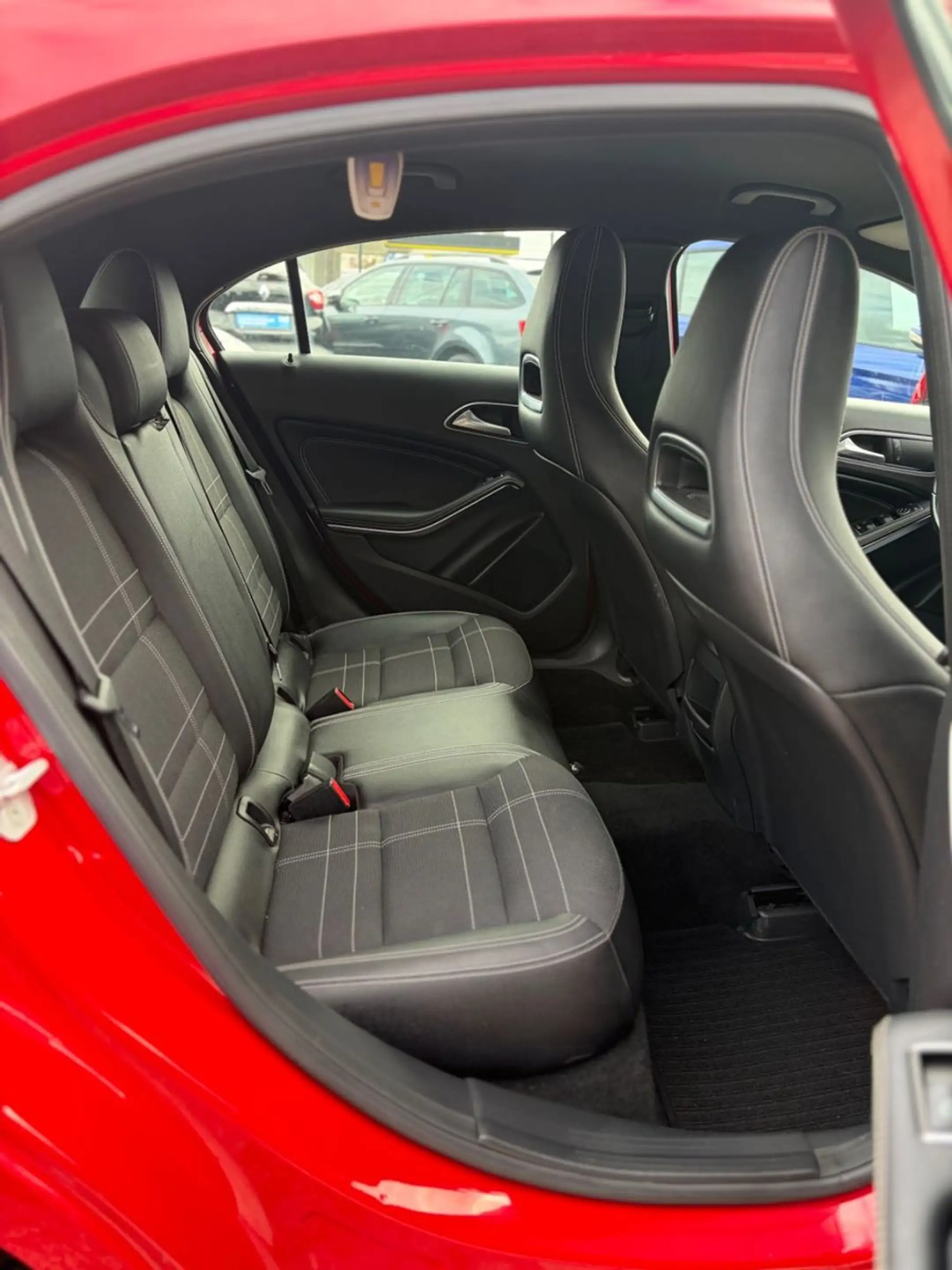 Mercedes-Benz A 200 A A 200 BlueEfficiency — photo 10
