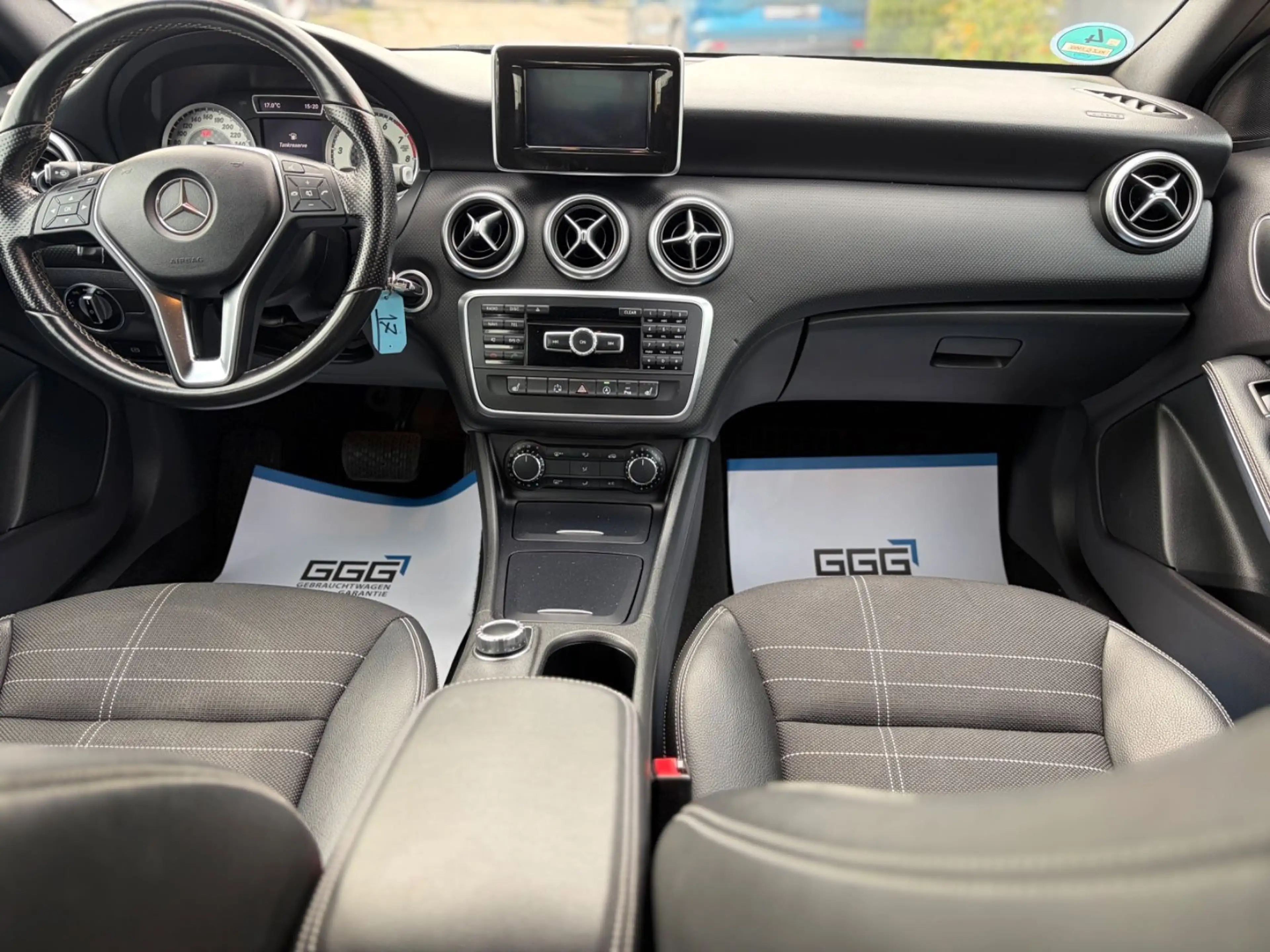 Mercedes-Benz A 200 A A 200 BlueEfficiency — photo 11