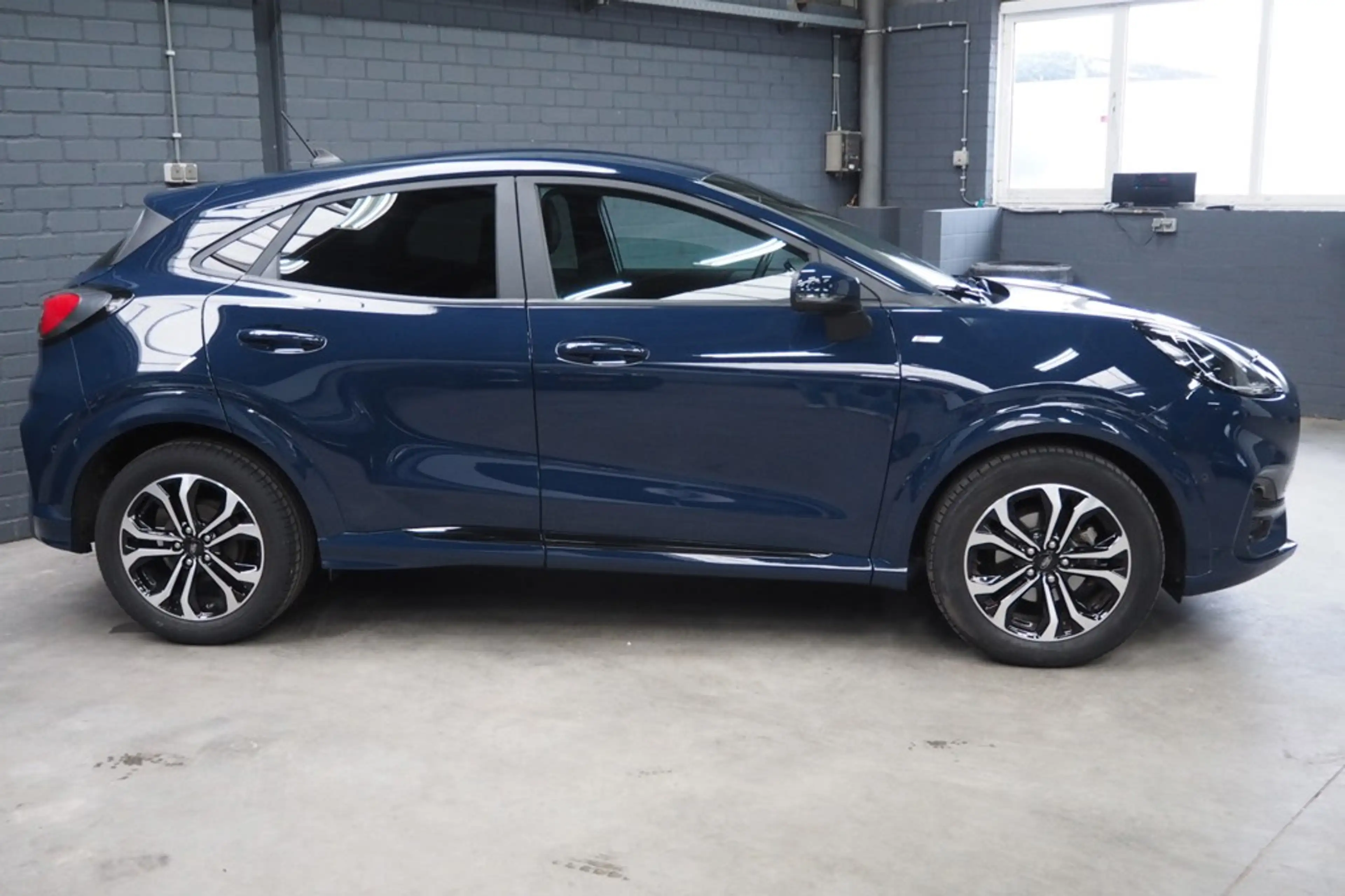 Ford Puma 1.0 EcoBoost Hybrid ST-Line — photo 2