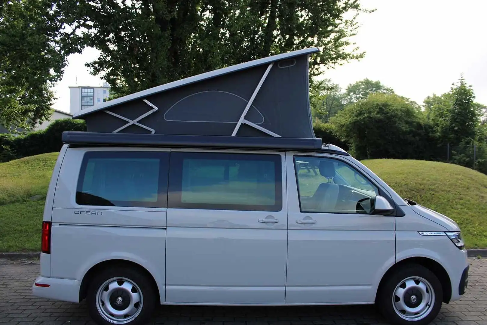 Volkswagen T6 California VW T6.1 California Ocean Edition 4 Motion Gris - 2