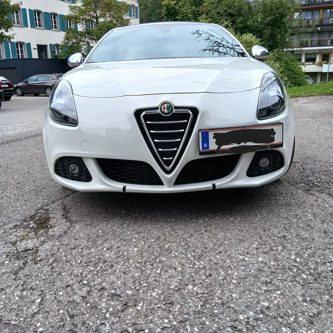Alfa Romeo Giulietta Giulietta 1750 TBi Quadrifoglio Verde Verde Weiß - 1