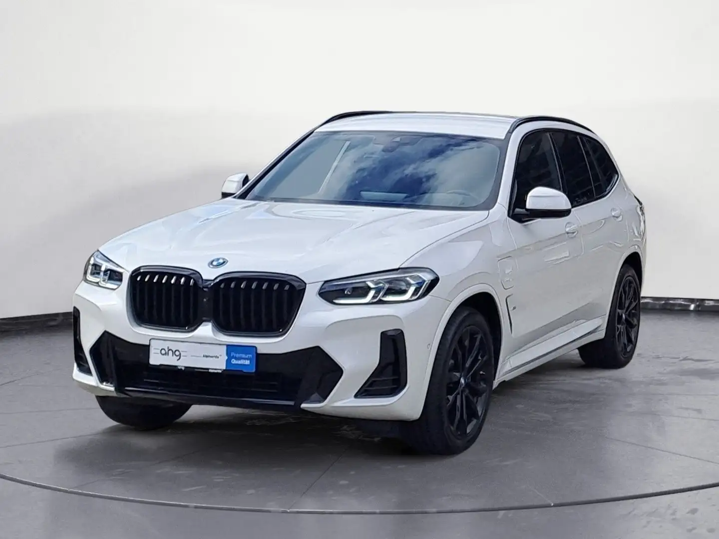BMW X3 xDrive30e AT M Sportpaket Innovationsp. AHK Weiß - 2