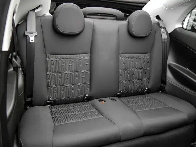 Fiat 500E view 4