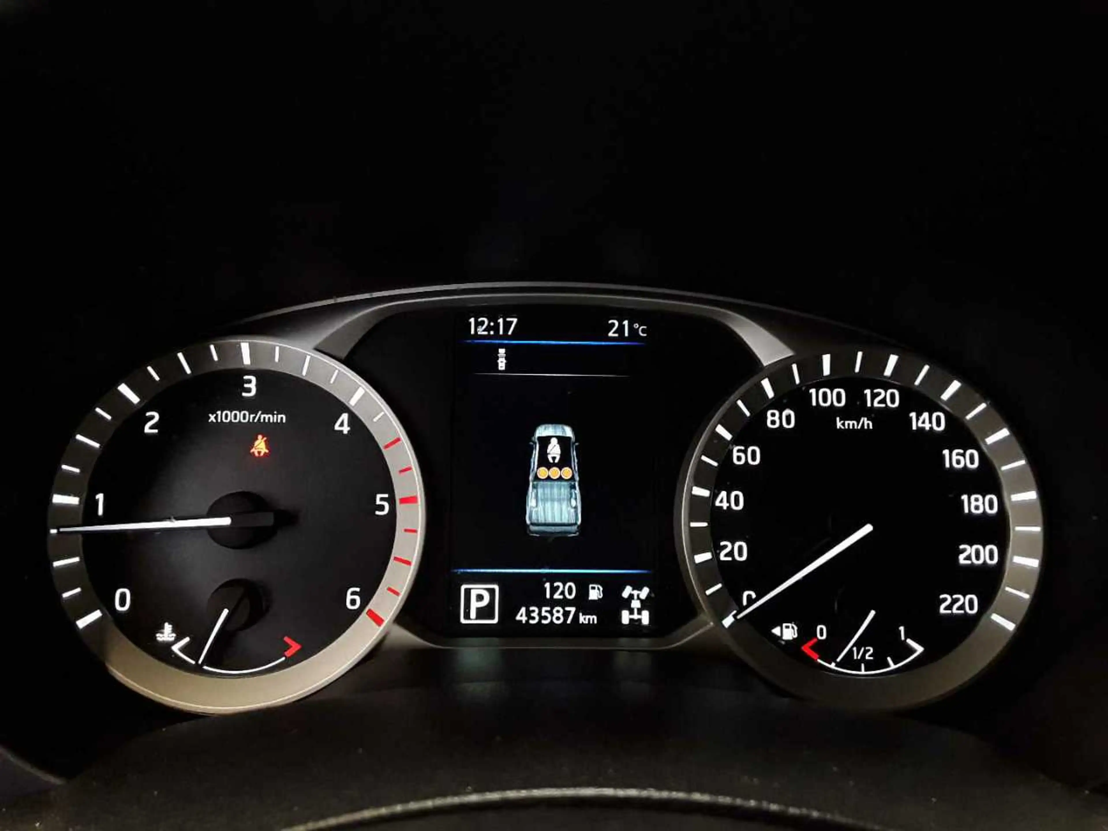 Nissan Navara NP300 AT7 4x4 N-Guard AHK/LED/Navi — photo 8