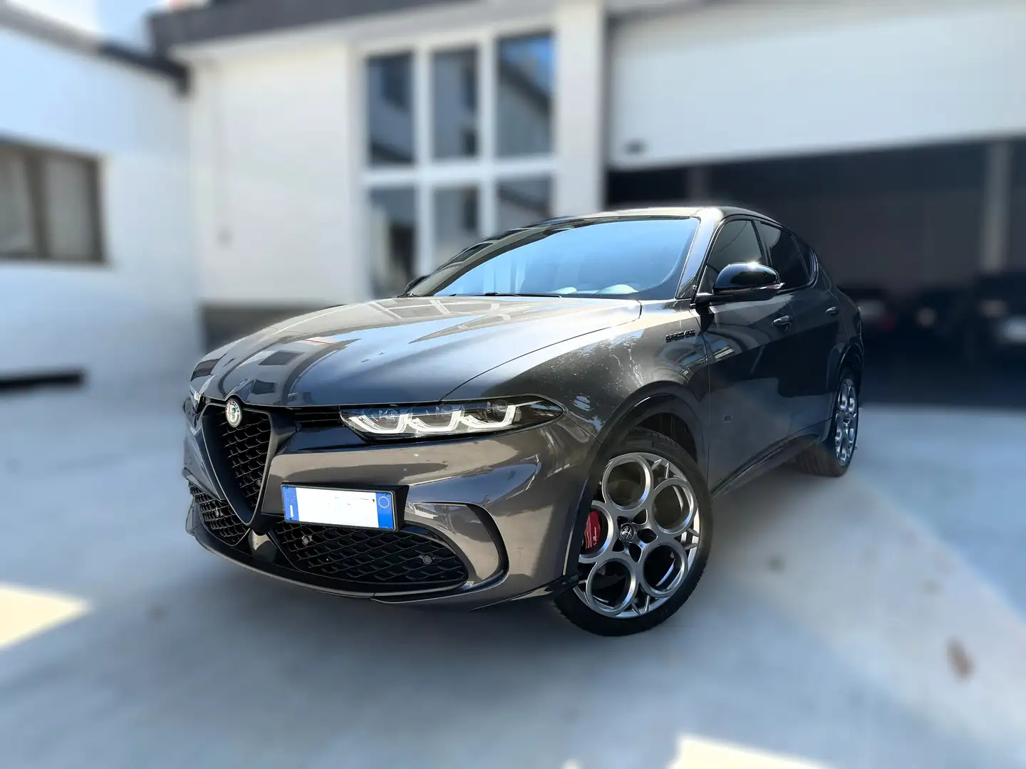 Alfa Romeo Tonale 1.5 130 CV MHEV TCT7 Edizione Speciale Gris - 1