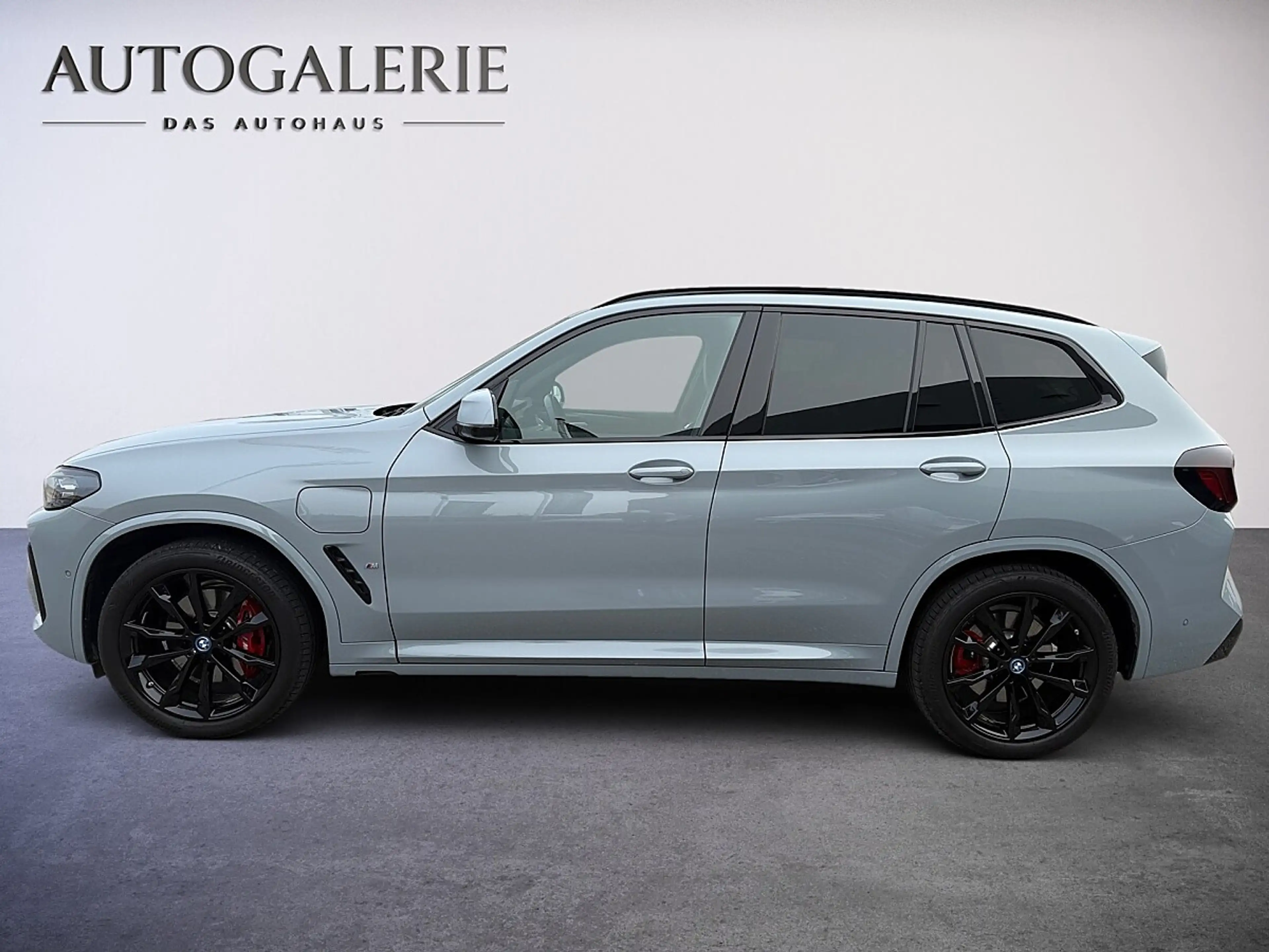 BMW X3 xDrive 30e — photo 8