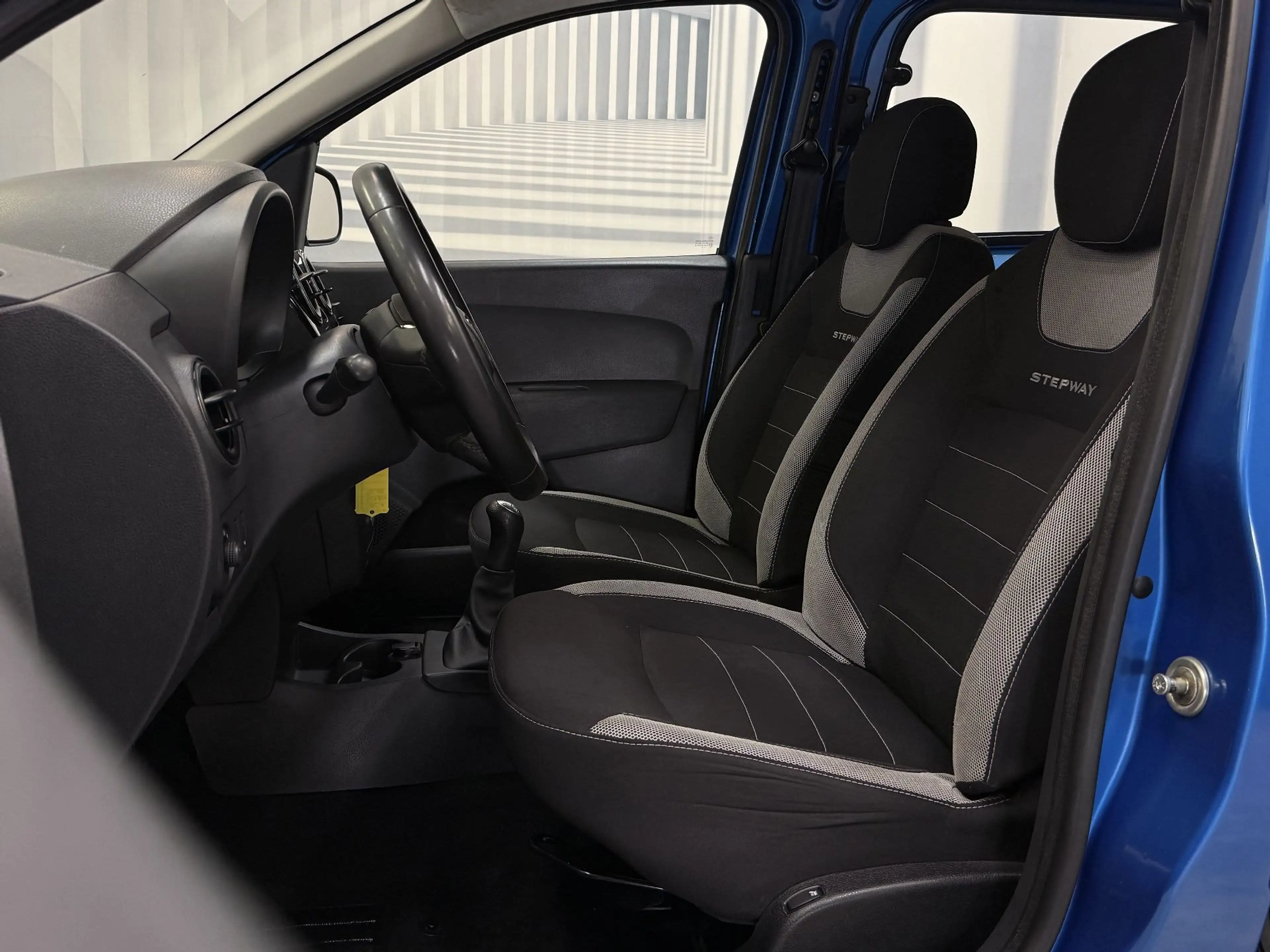 Dacia Dokker Stepway TCe 115 S&S__AHK__SITZHEIZUNG__ — photo 14