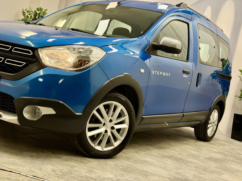 Dacia Dokker Stepway TCe 115 S&S__AHK__SITZHEIZUNG__ — photo 50