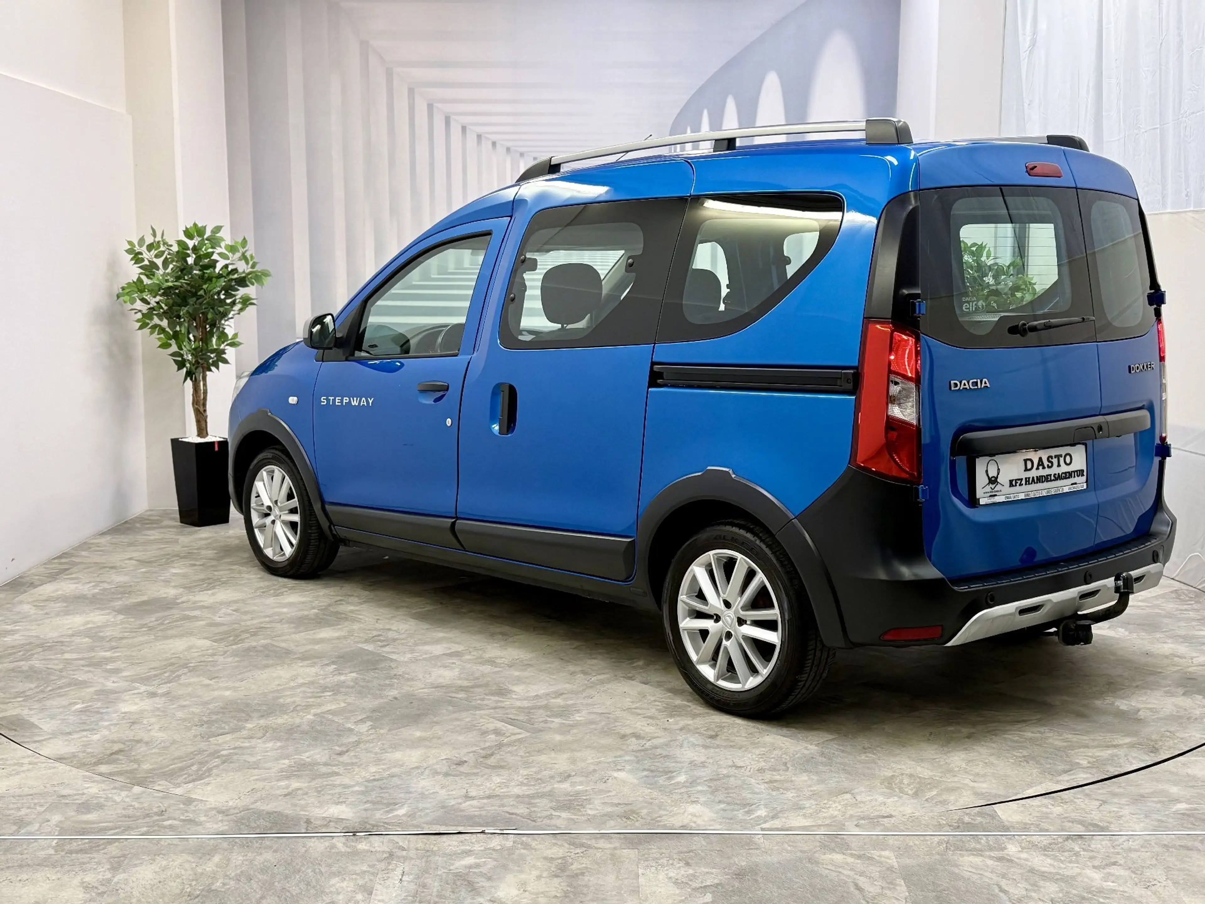 Dacia Dokker Stepway TCe 115 S&S__AHK__SITZHEIZUNG__ — photo 7