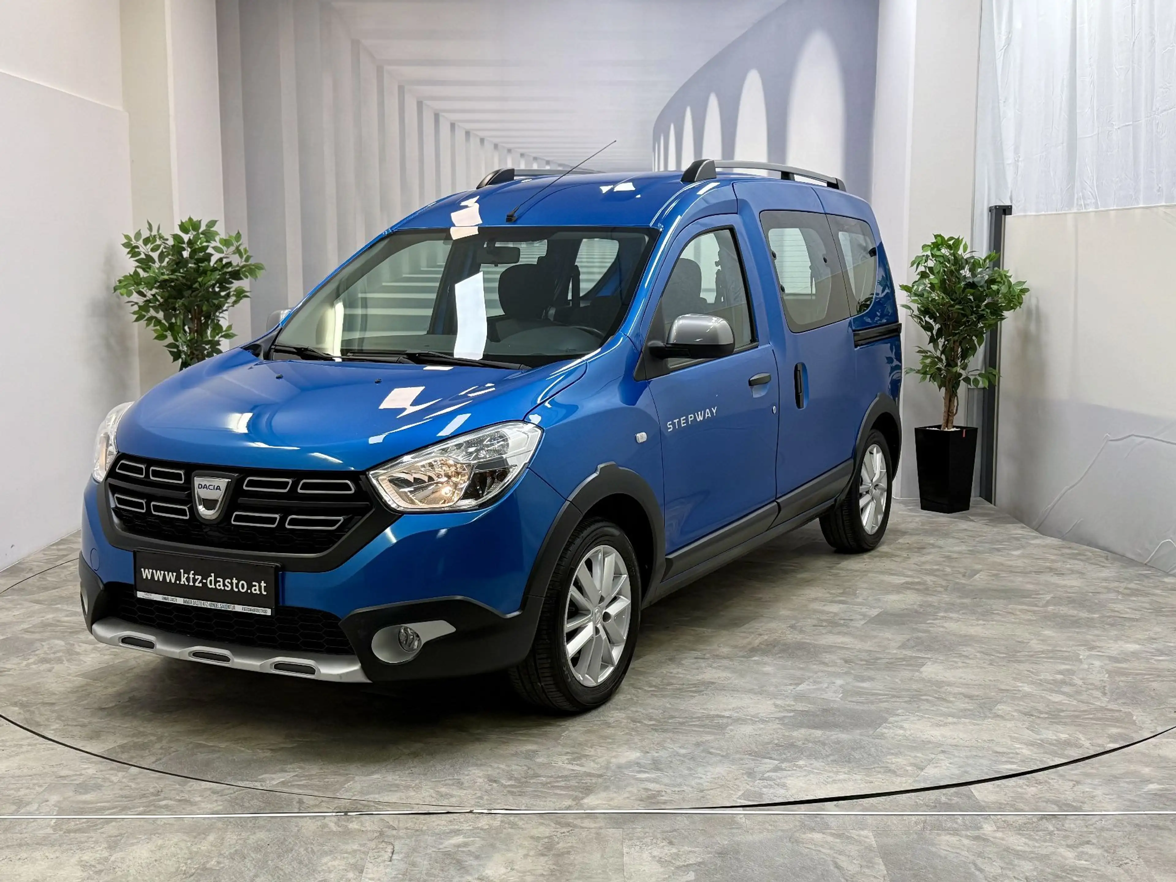 Dacia Dokker Stepway TCe 115 S&S__AHK__SITZHEIZUNG__ — photo 9