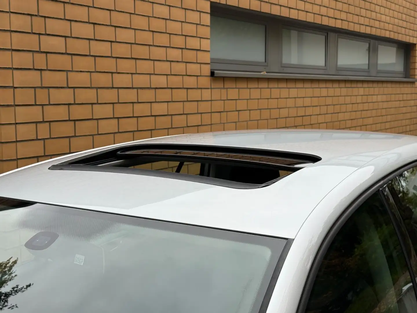 Volkswagen Golf VI Comfortline/1.HAND/71TKM/AUTOMATIK/SCHIE Argent - 2
