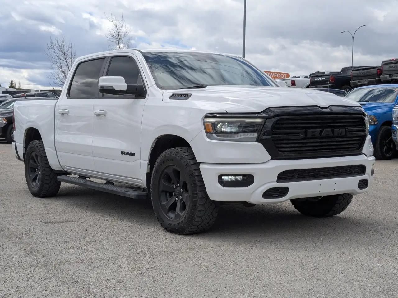 RAM 1500 снимка RAM 1500