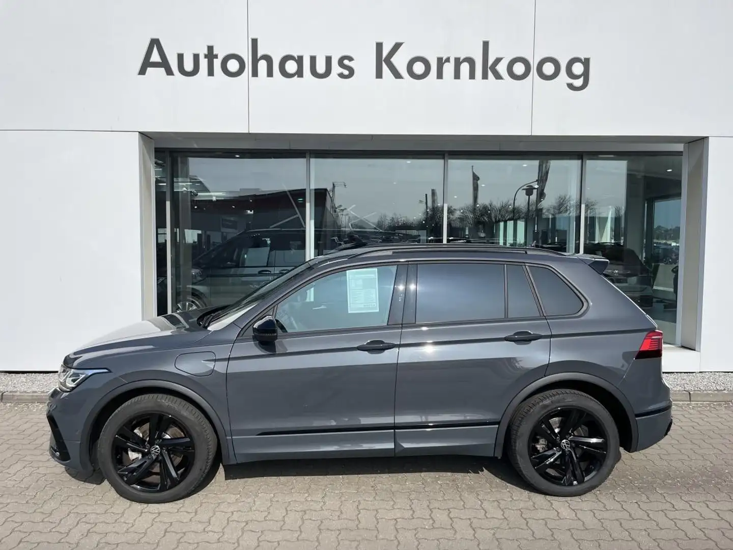 Volkswagen Tiguan 1.4 eHybrid R-Line AHK KAM Black eKlap Navi Grau - 1