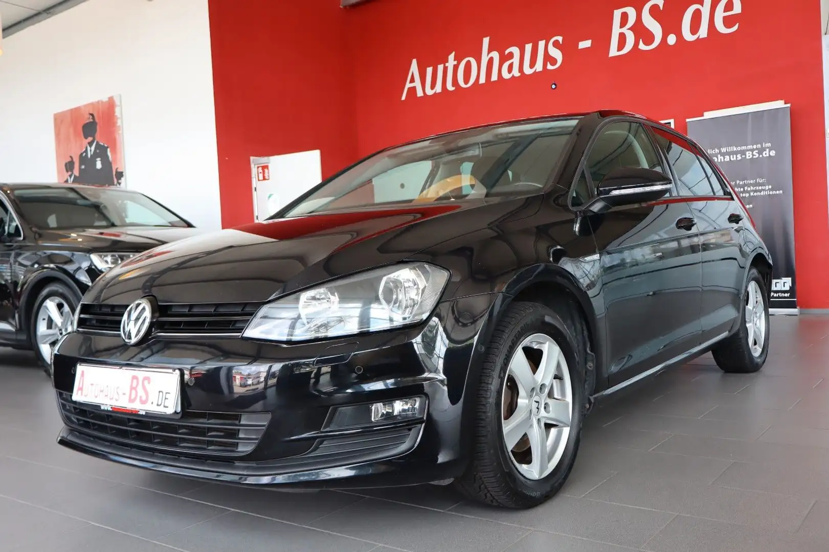 Volkswagen Golf VII Limo Cup 1.4 TSI BMT,PDC,el.AHK,el.GSD Schwarz - 1