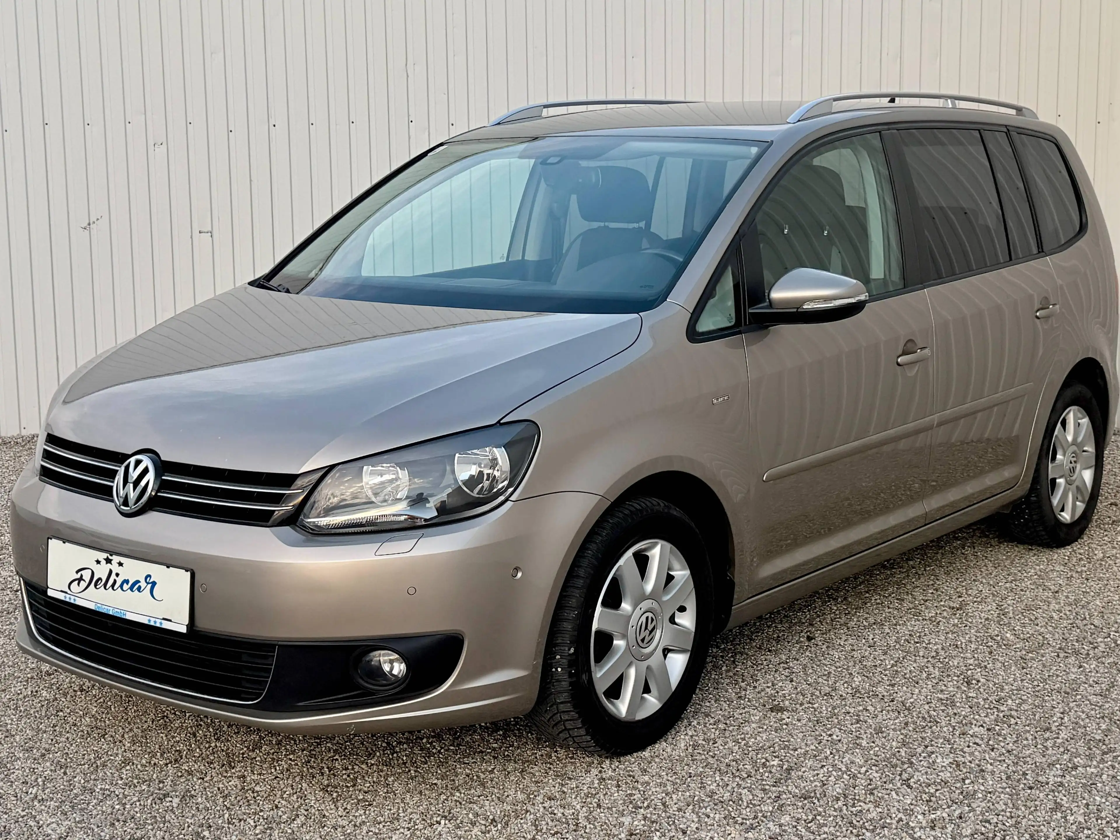 Volkswagen Touran Life BMT Automatik — photo 4