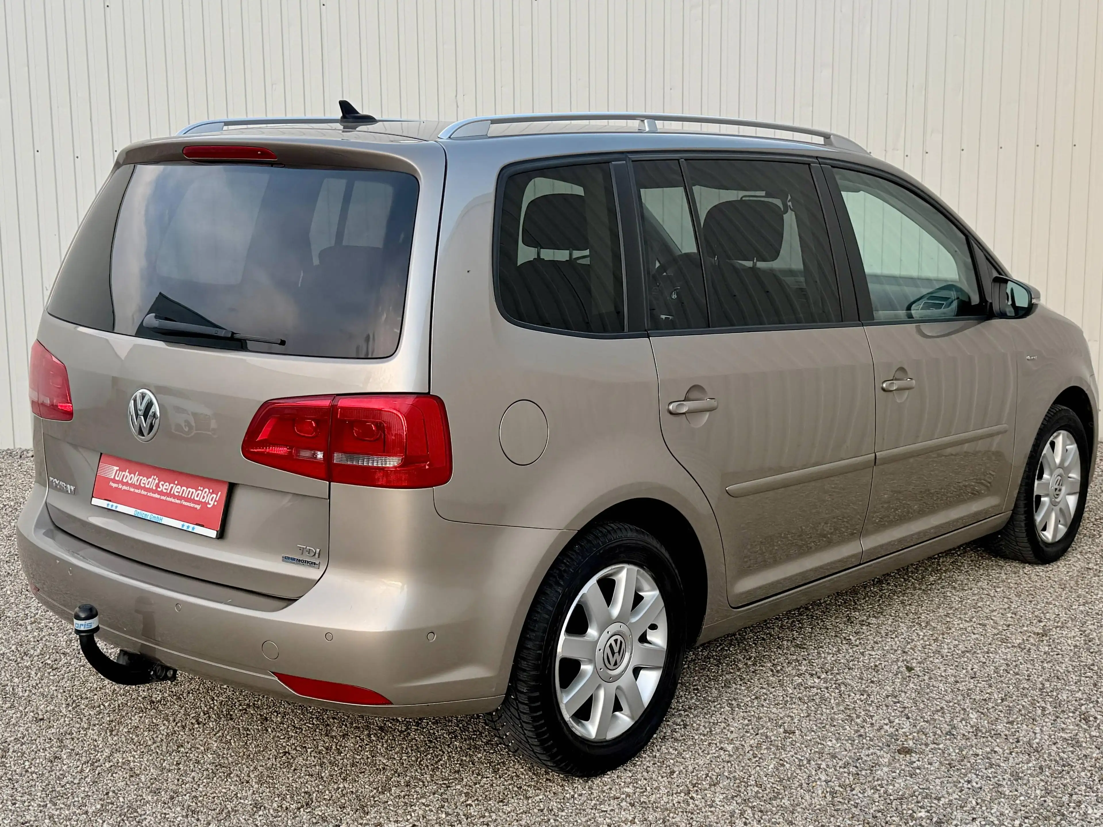 Volkswagen Touran Life BMT Automatik — photo 7