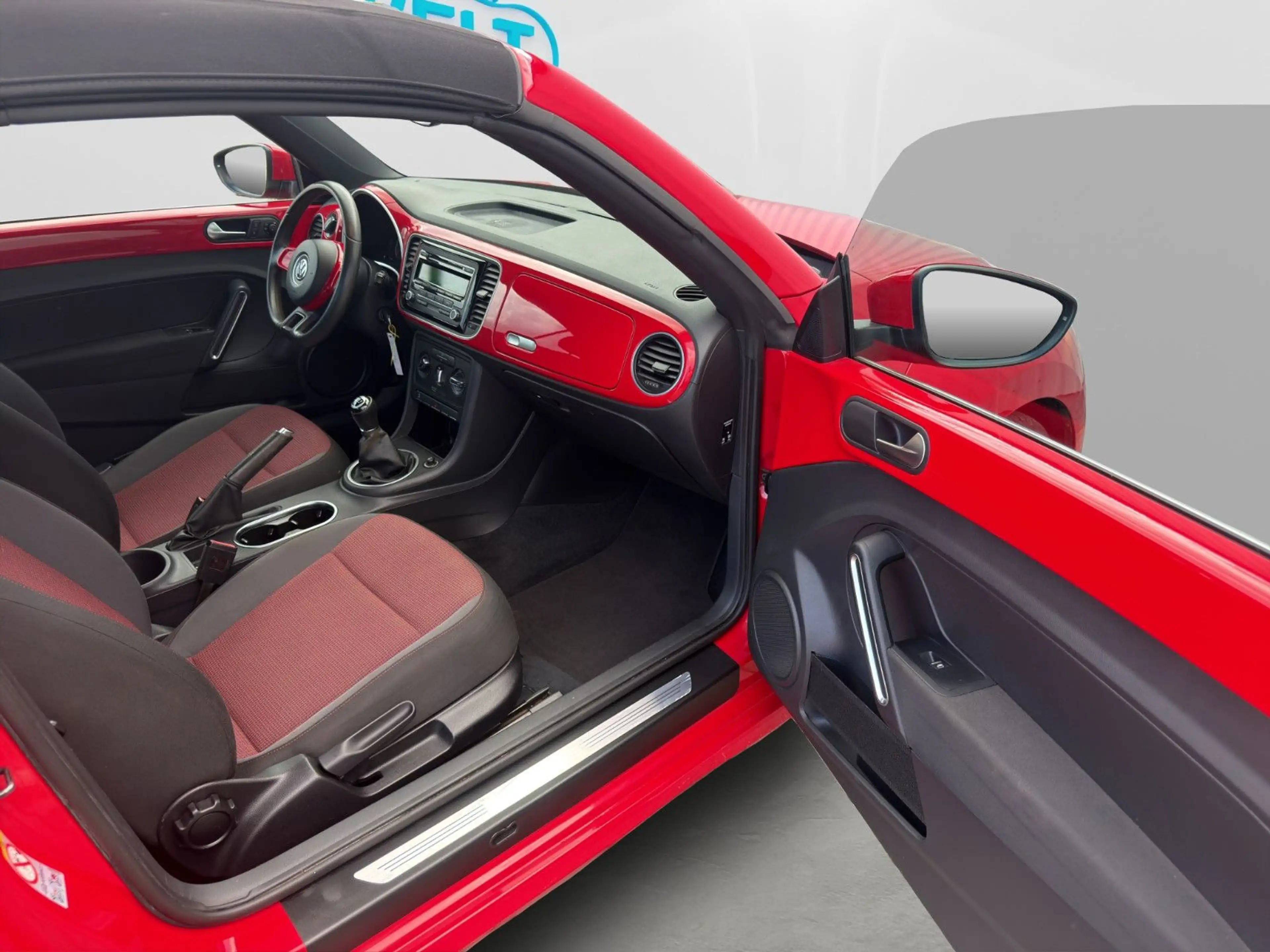 Volkswagen Beetle Cabriolet 1.6 TDI TÜV+Insp+Zahnr.NEU 17' — photo 15