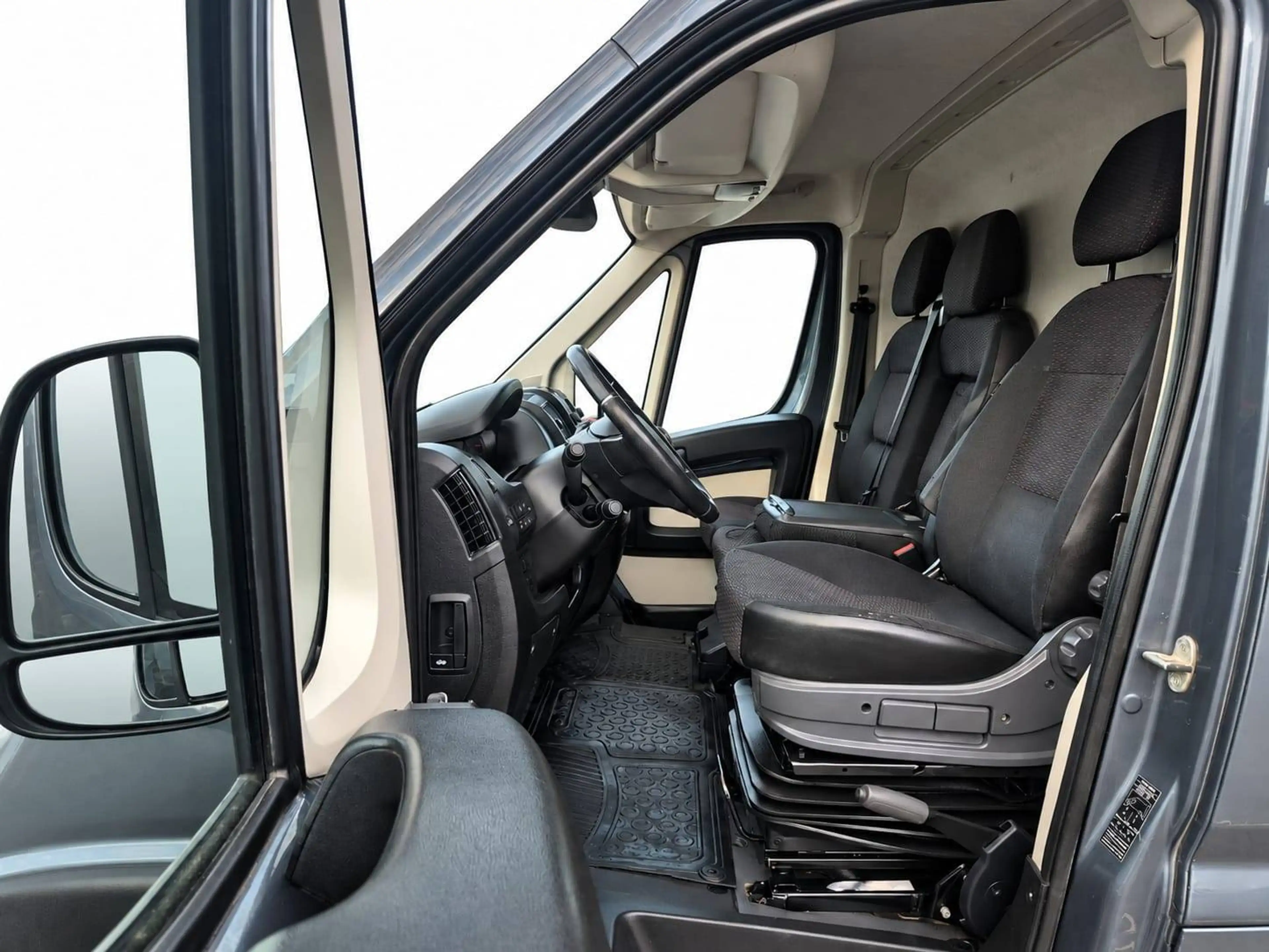 Peugeot Boxer 2.0 BLUEHDI*L4H2*PRO*EURO-6B*ECHELLE*163CV*CAM*CLIM*GPS* — photo 11