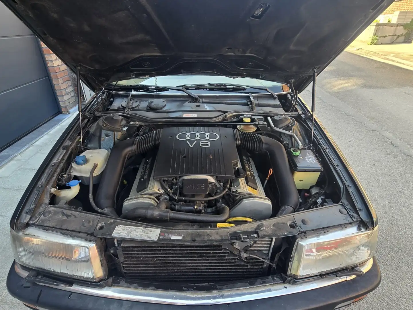 Audi V8 - 2