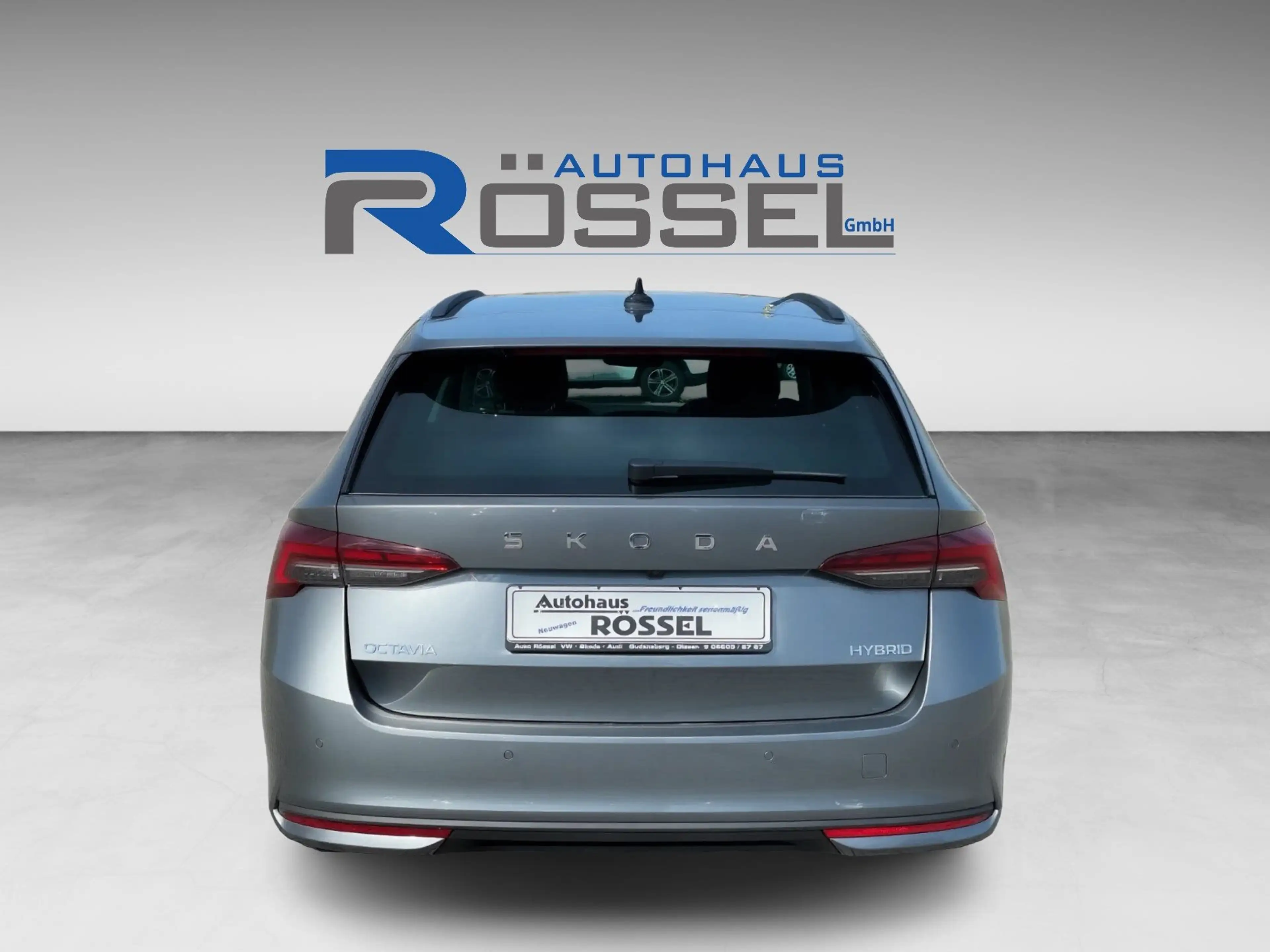 Skoda Octavia Combi 1.5 TSI DSG Edition Alu17" PDC RFK LED SHZG — photo 6